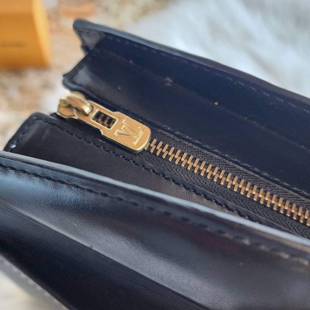 ✨️Louis Vuitton Black Epi Riveria Purse In Noir Black✨️ - Picture 6 of 12